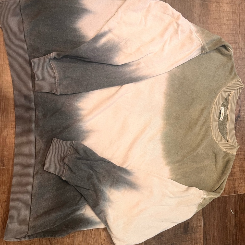 American eagle sweater